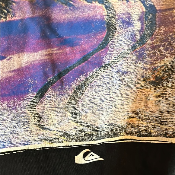 Quiksilver Black Short Sleeve Tee with Graphic Design - Picture 4 of 10